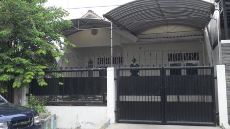 Rumah Bagus di Jalan Krakatau