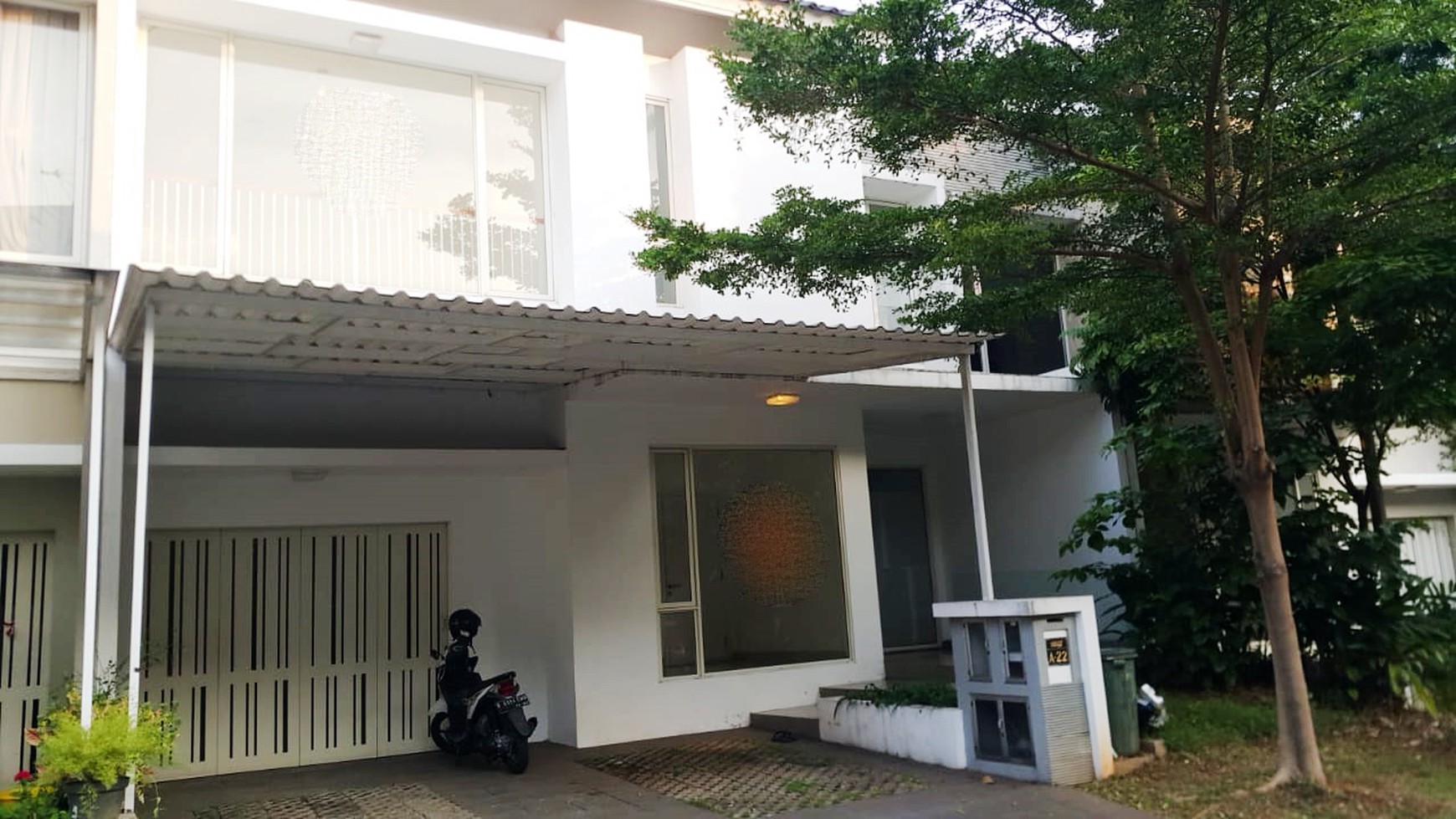 Dijual Rumah, Lokasi Strategis, dan Hunian Nyaman @Kebayoran Village