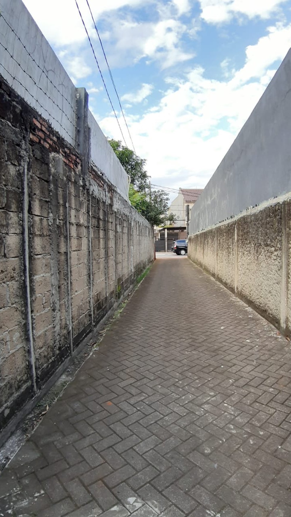 Rumah Cocok Dijadikan Tempat Usaha, Pinggir Jalan Raya dan Lokasi Strategis @Pondok Jaya Raya