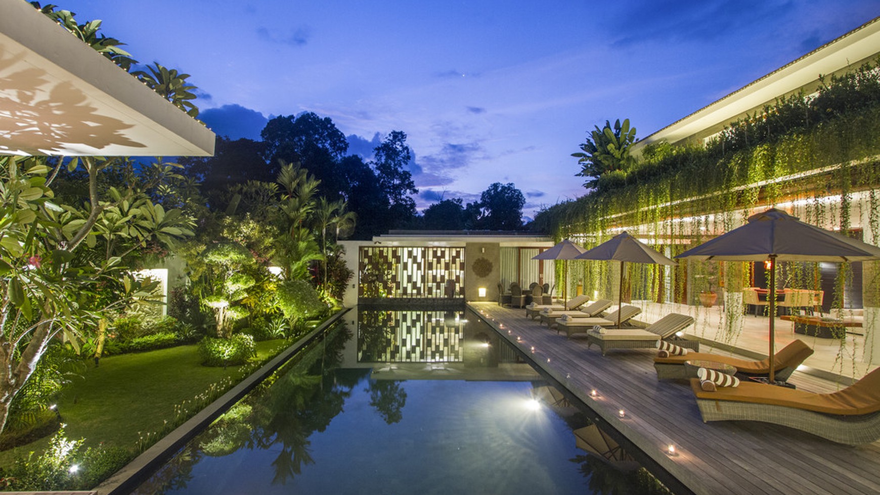 Luxury Modern Villa set by riverside close to Canggu