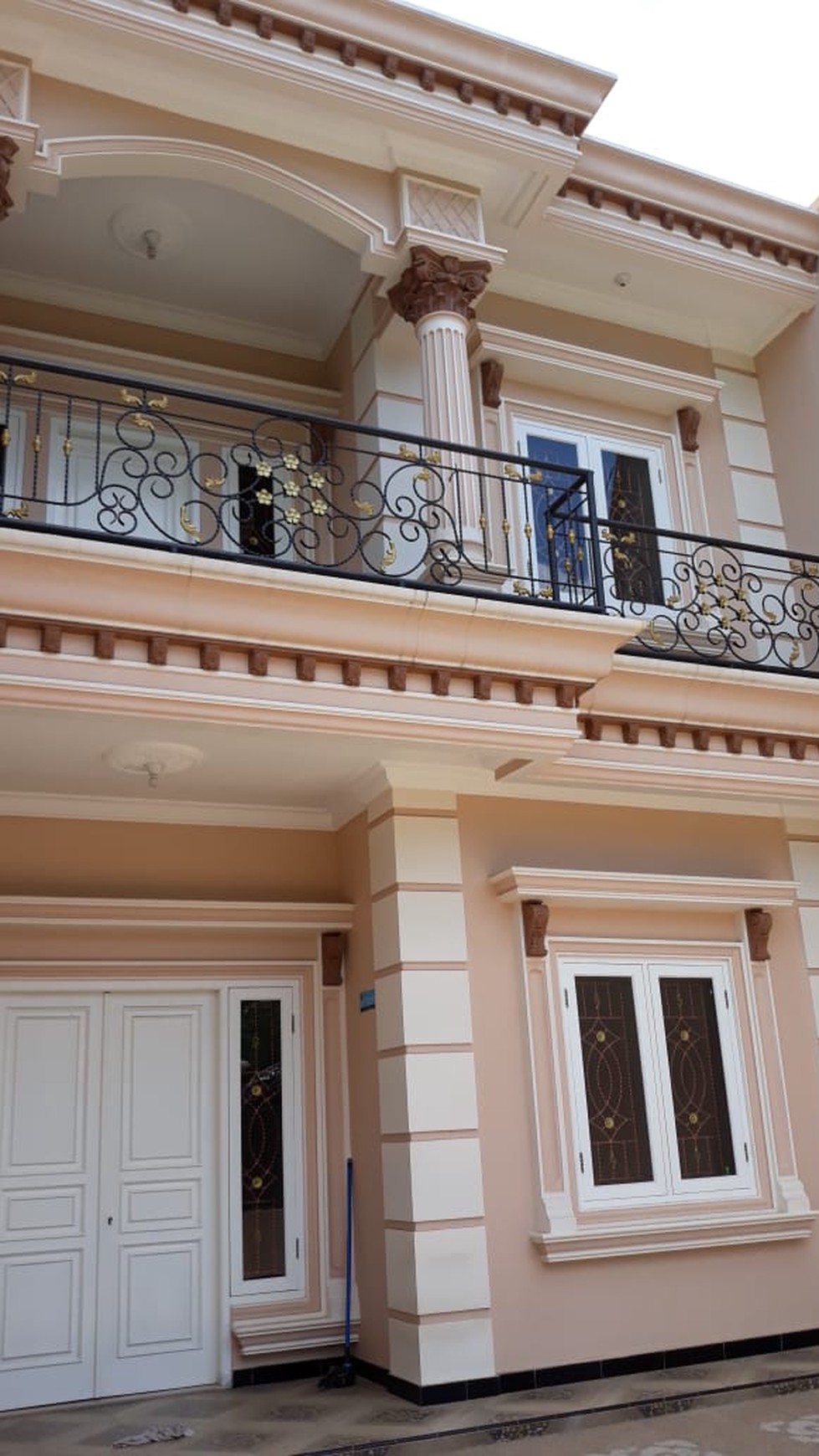 Rumah Baru Siap Huni Di Limo - Depok