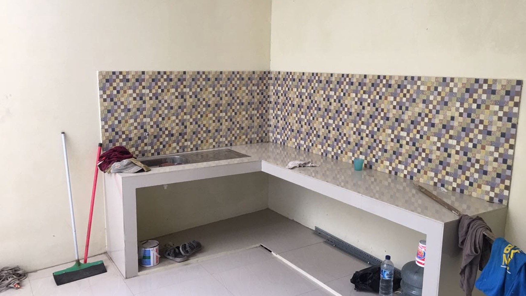 Rumah Baru Siap Huni Di Limo - Depok