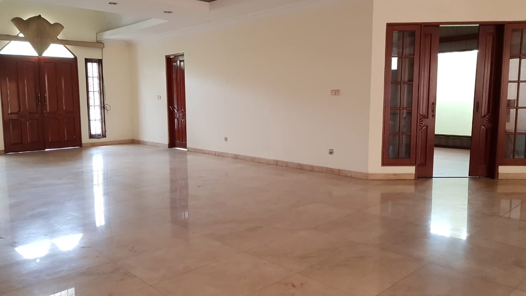 Rumah Dijual & Disewakan