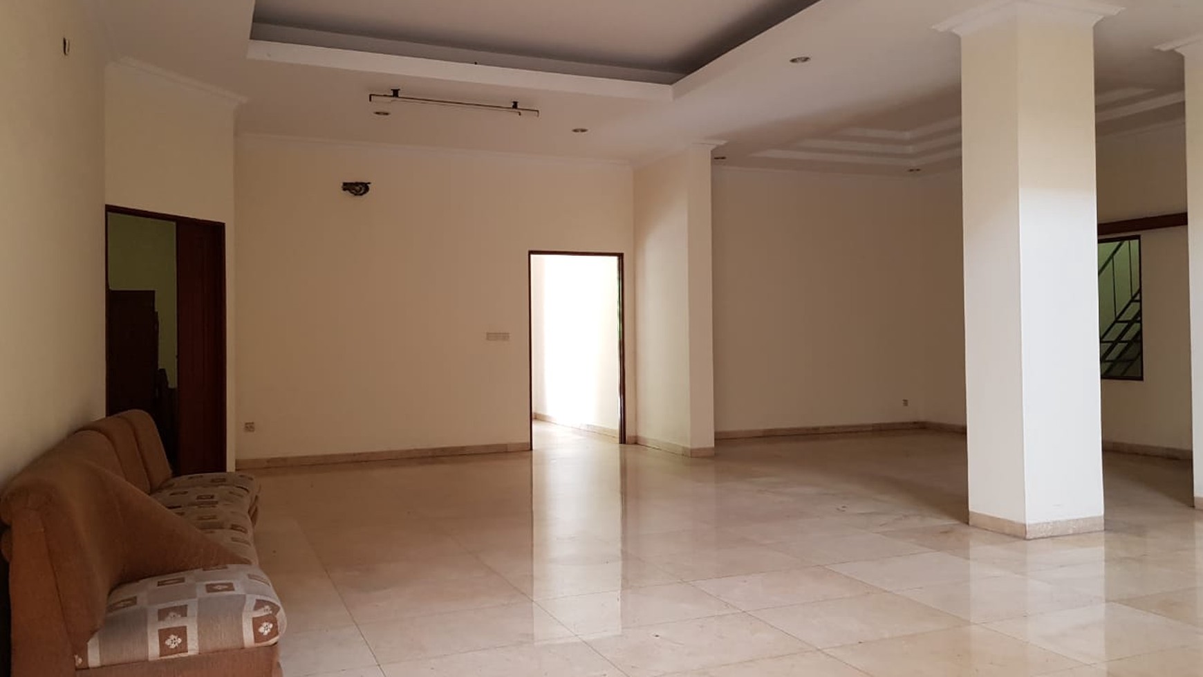 Rumah Dijual & Disewakan