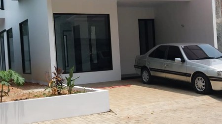 Rumah Indent 6Bulan, nyaman, dan lokasi strategis di  Cluster Zamzam, Graha Raya Bintaro