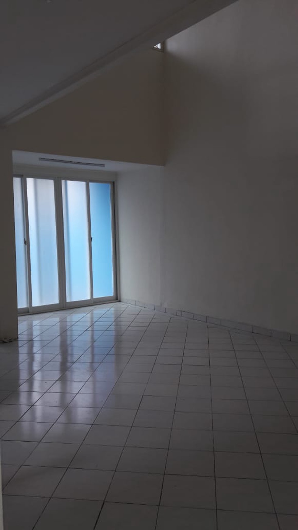 Dijual Rumah di Himalaya JL. Gn. Mutiara - Lippo Karawaci