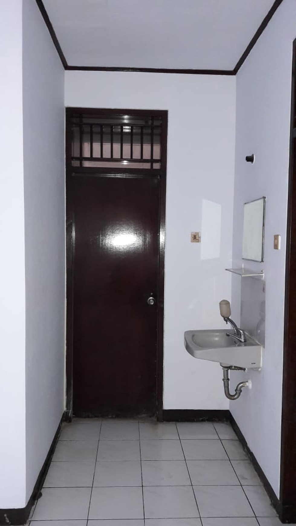 Dijual Rumah Di Palem semi JL. Palem kuning - Karawaci tangerang