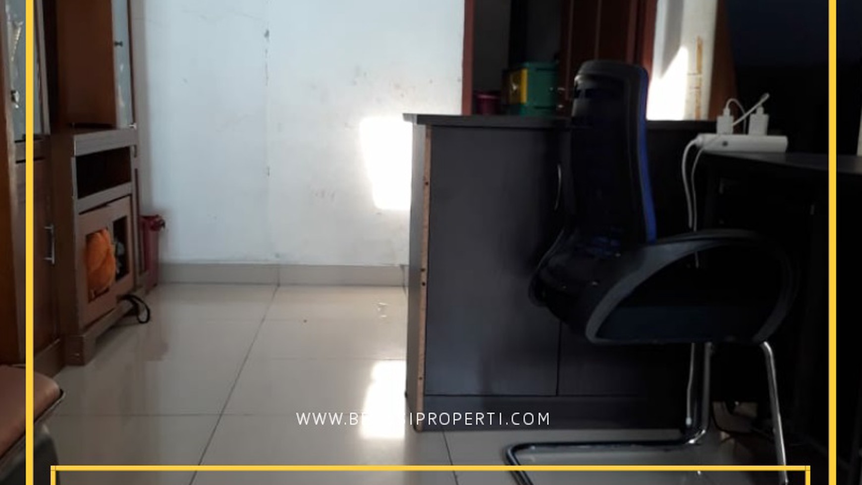 Dijual rumah 2lantai, rumah mulus bangunan bagus.