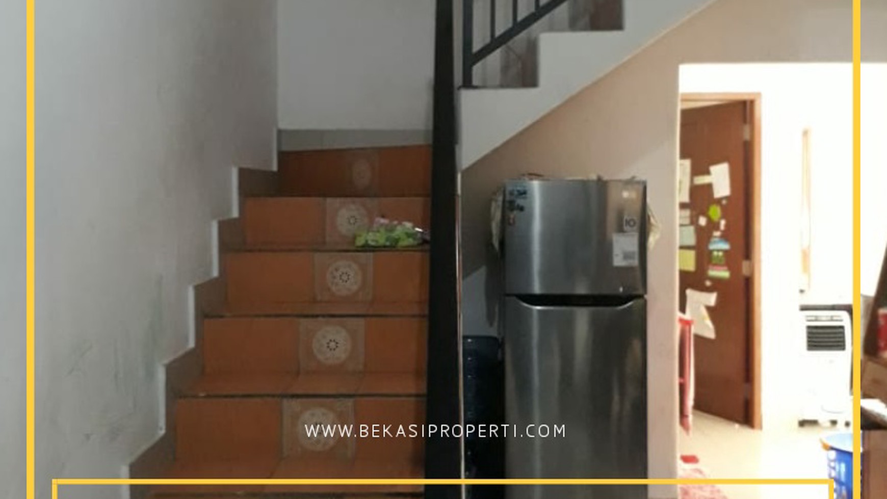 Dijual rumah 2lantai, rumah mulus bangunan bagus.
