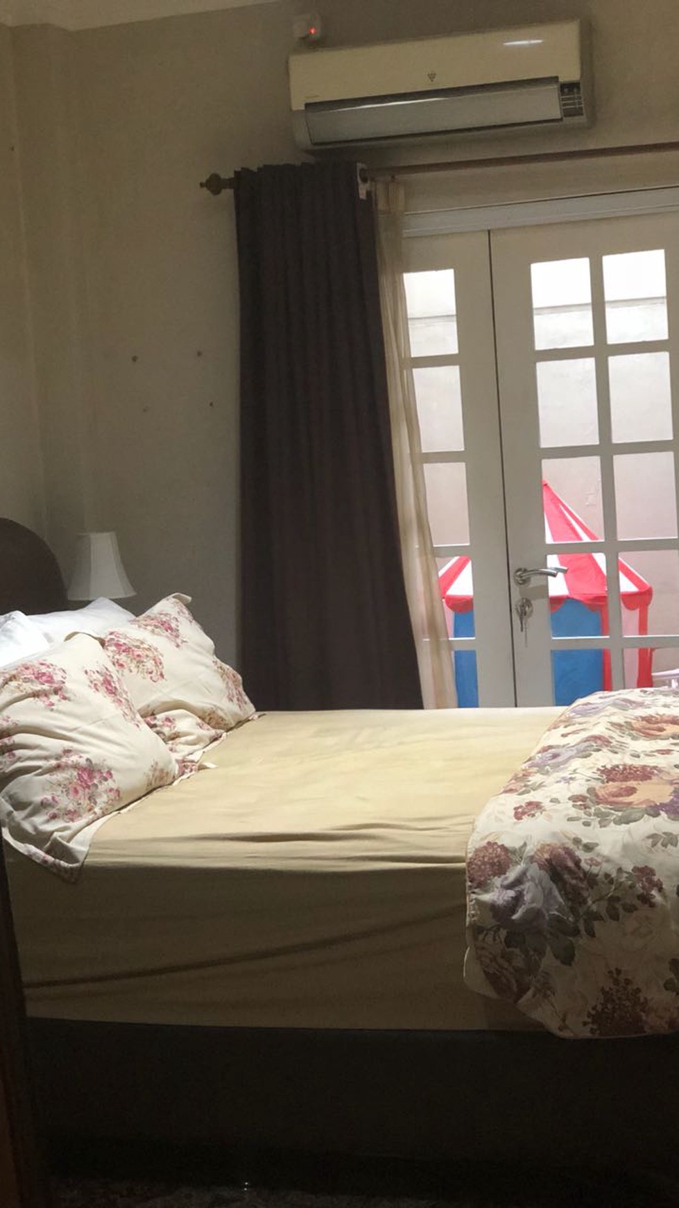 Rumah nyaman di perumahan Green park Pondok melati, Bekasi