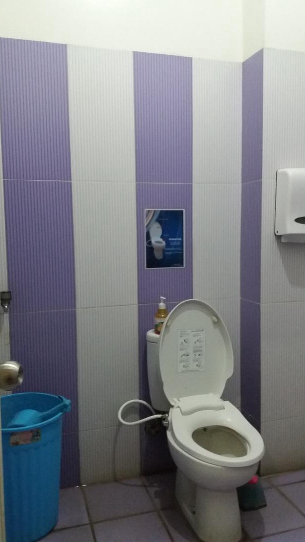 Dijual Rumah Megah Di JL. Kavling Pemda Blok PGRI - Tangerang