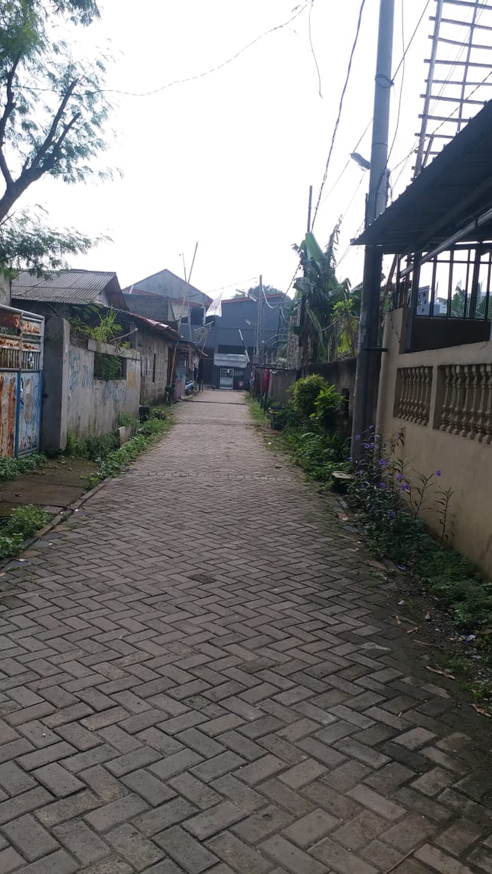Dijual Rumah Megah Di JL. Kavling Pemda Blok PGRI - Tangerang