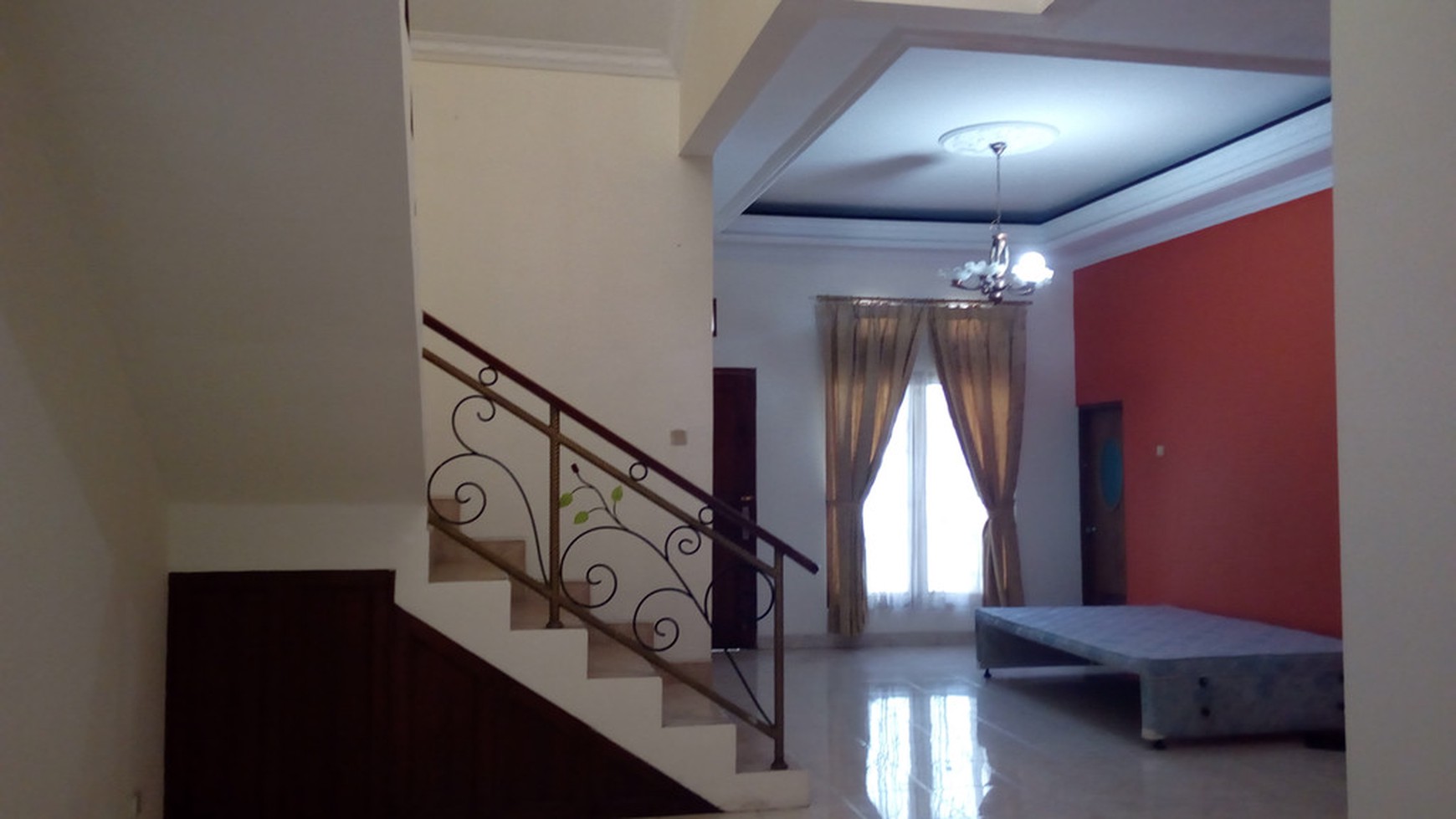 RUMAH MEWAH COCOK UNTUK KELUARGA/KOST/DLL, MINOMARTANI.