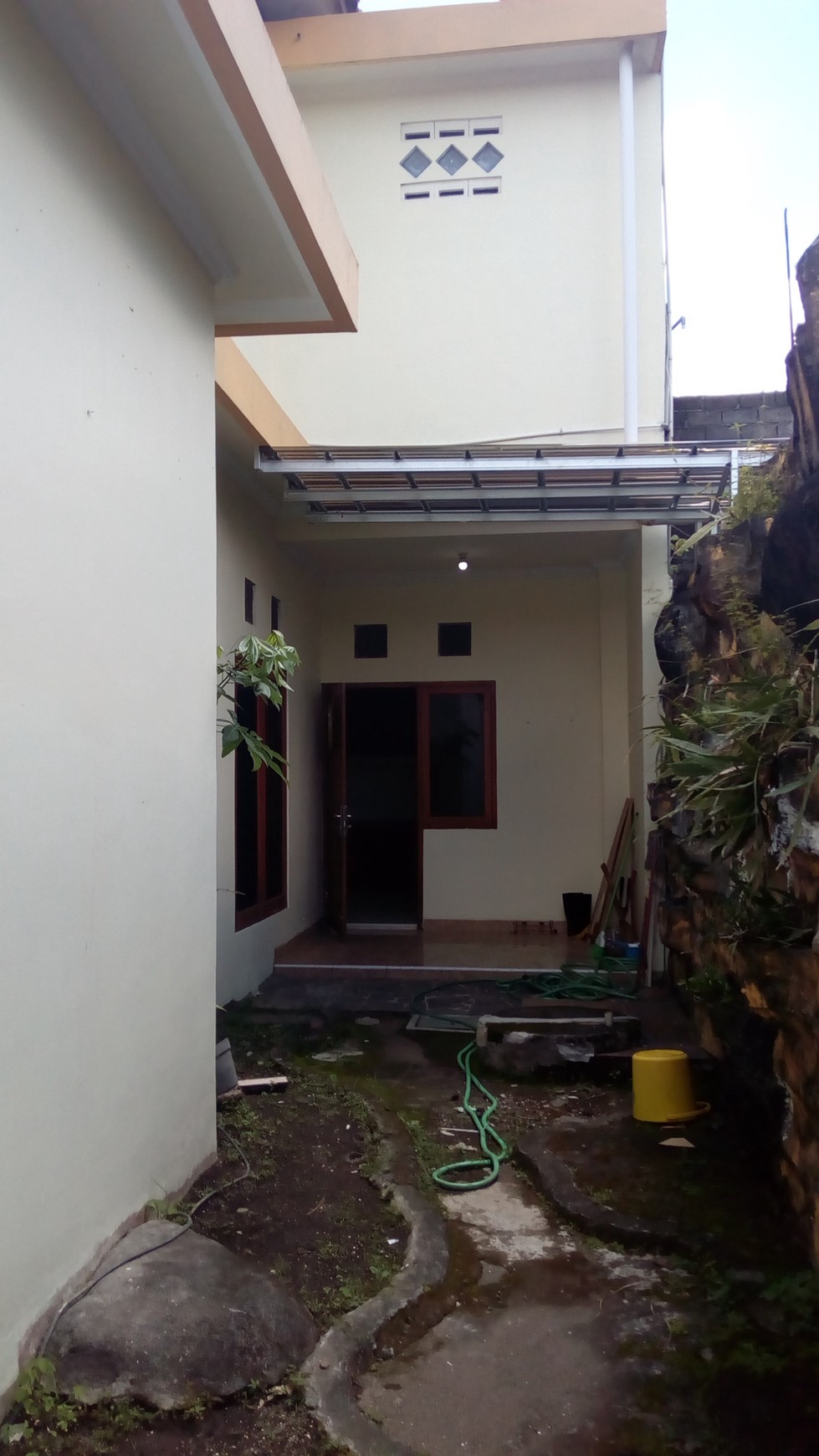 RUMAH MEWAH COCOK UNTUK KELUARGA/KOST/DLL, MINOMARTANI.