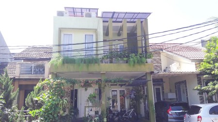 Rumah siap huni, nyaman, dan lokasi strategis di Carissa, Graha Raya Bintaro