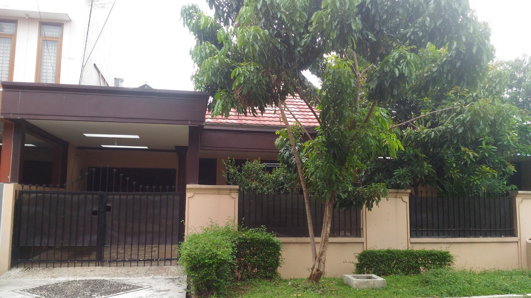 Rumah Luas 301m di BUKIT PERMAI harga 4,2M nego sampai DEAL.