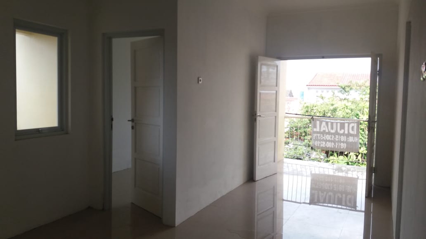 Rumah Siap Huni, Exterior Elegan, Hunian Nyaman dan Asri @Graha Raya Bintaro