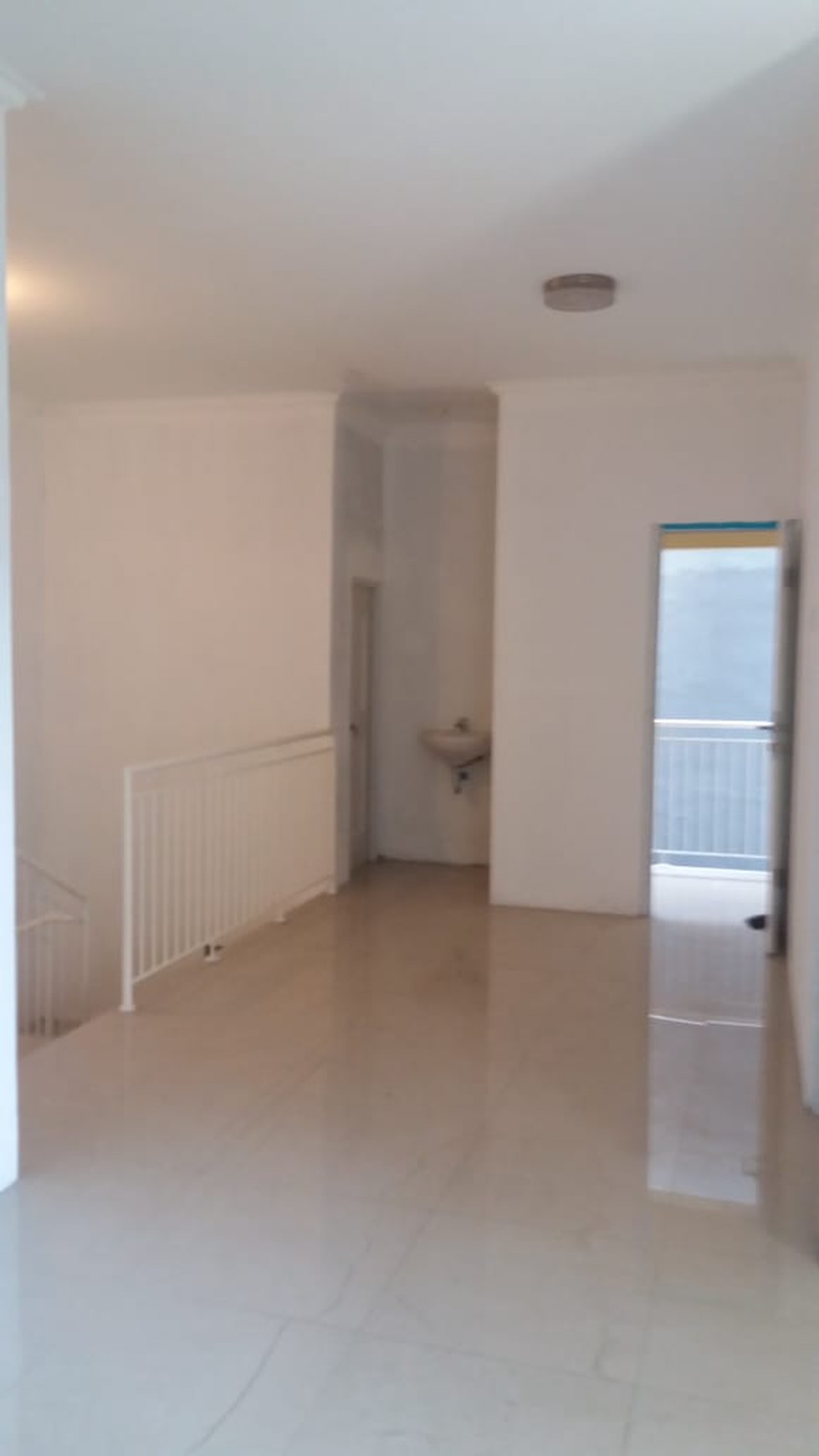 Rumah Siap Huni, Exterior Elegan, Hunian Nyaman dan Asri @Graha Raya Bintaro