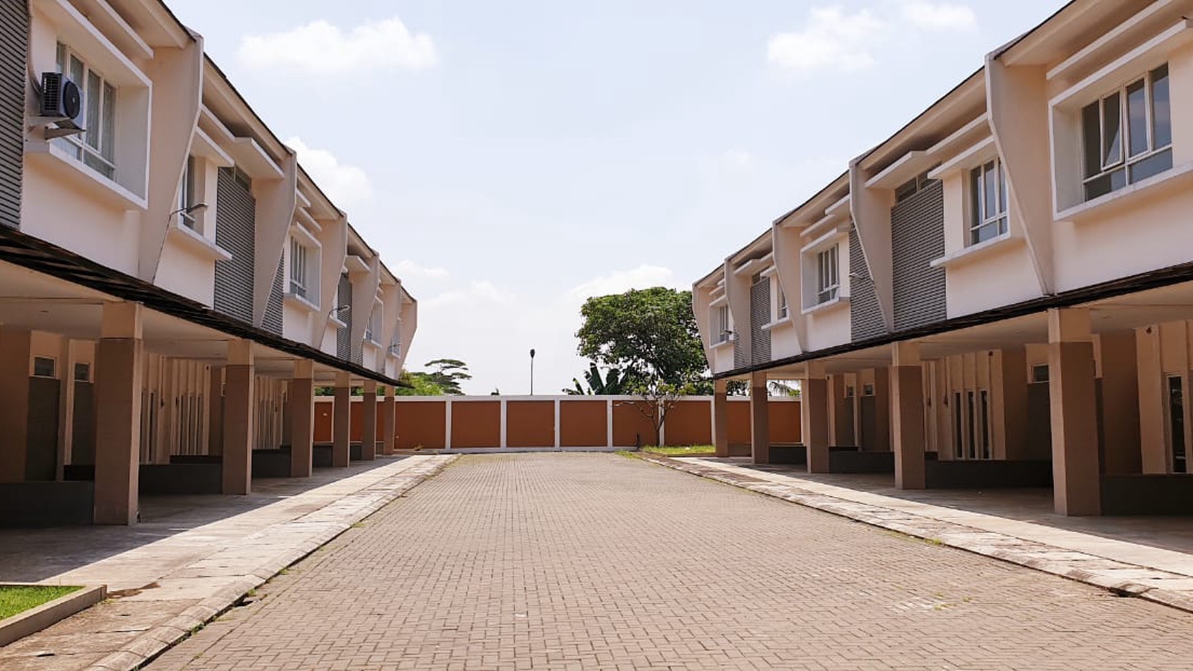 Rumah Cluster Luas dan Masih Tersedia 11 Unit di Rempoa
