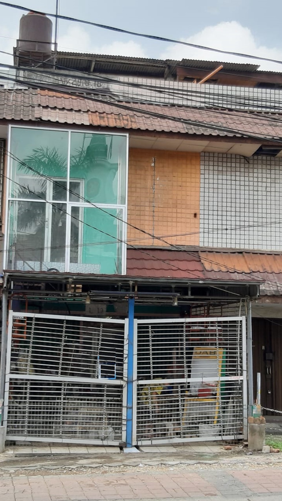 Ruko 3,5 Lantai, Lokasi OK Harga Nego  di Buaran Jakarta Timur