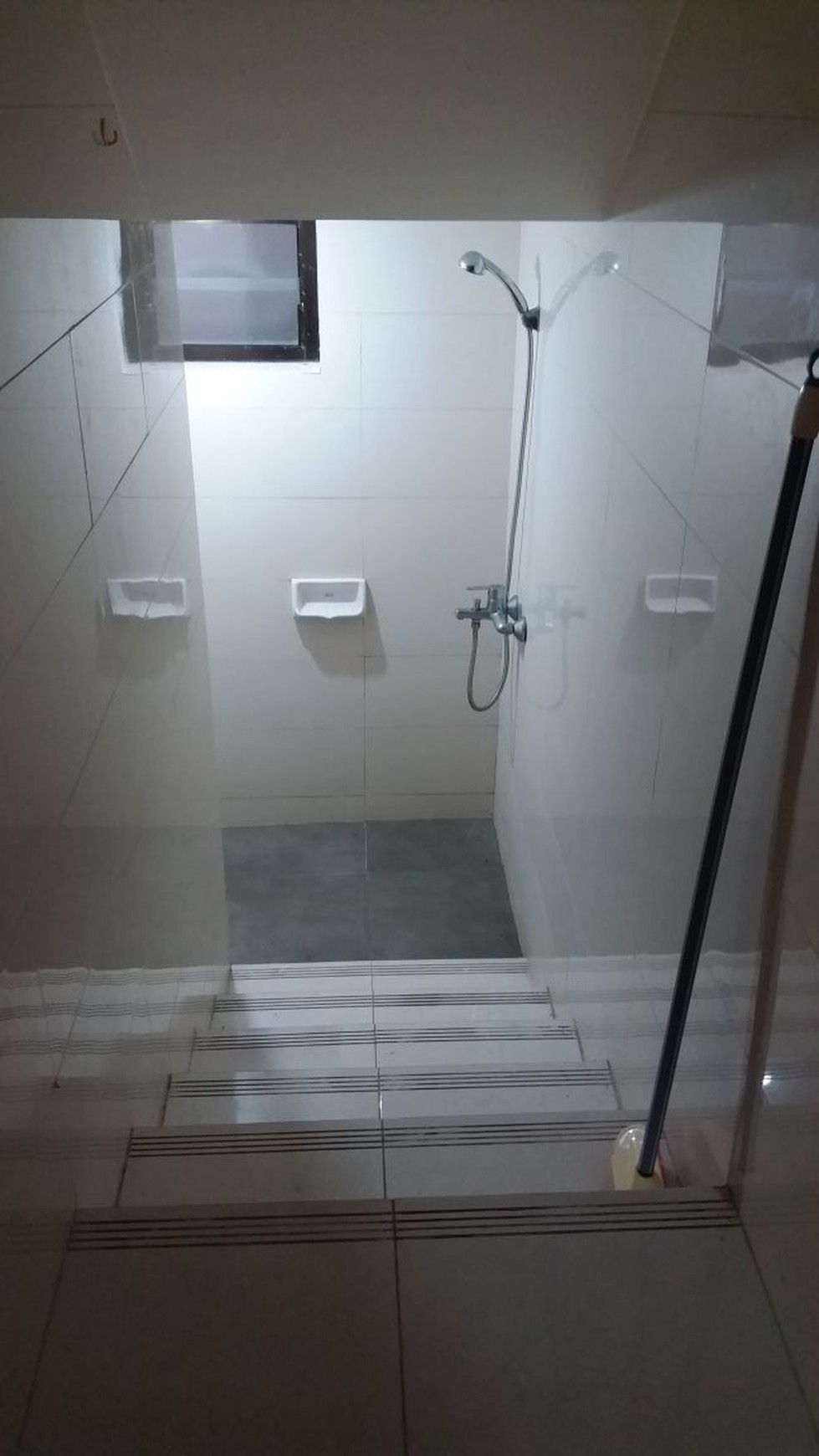 Rumah  Sewa Siap Huni, Lokasi Strategis, dan Hunian Nyaman @Discovery Terra