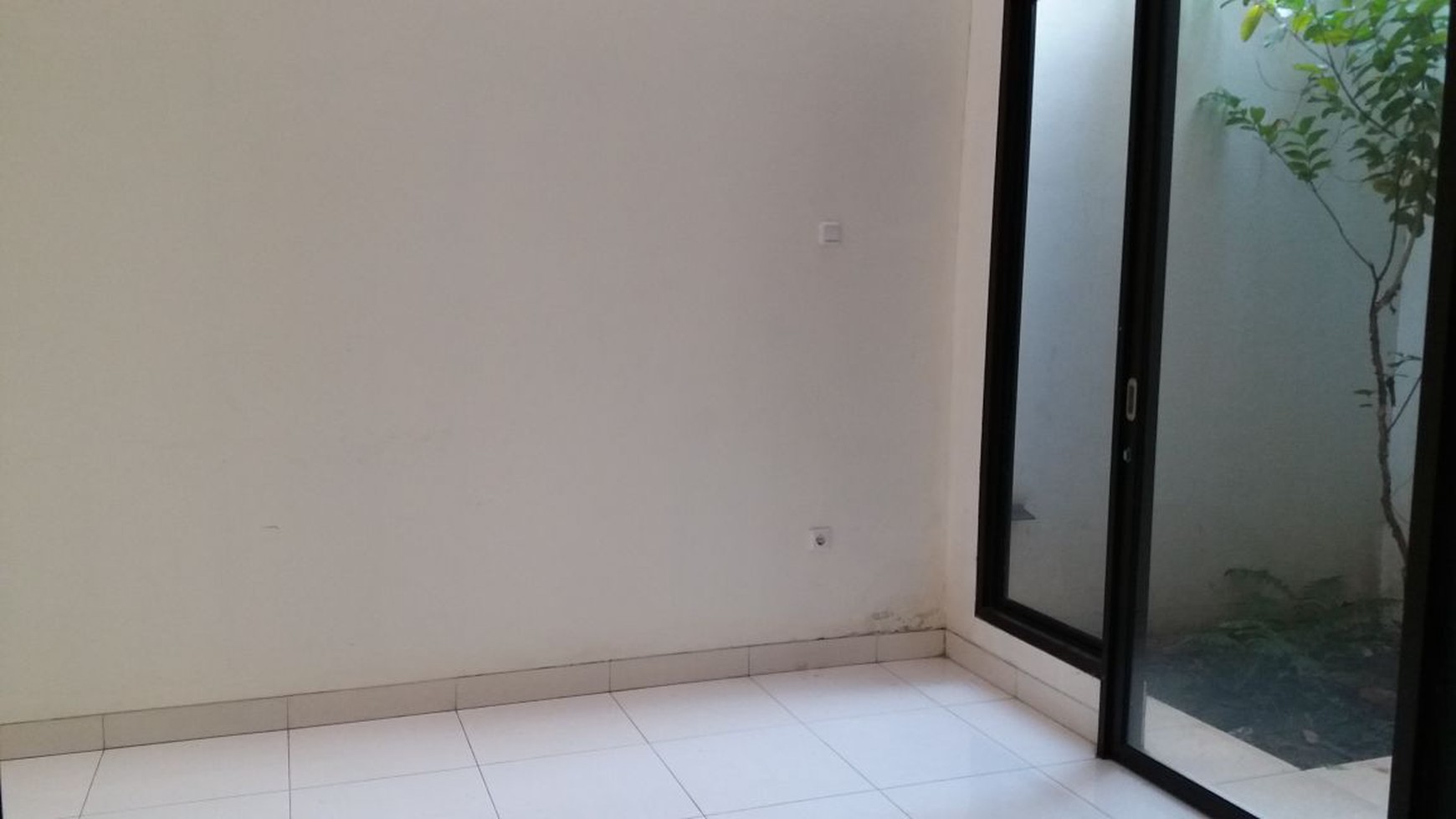 Rumah  Sewa Siap Huni, Lokasi Strategis, dan Hunian Nyaman @Discovery Terra