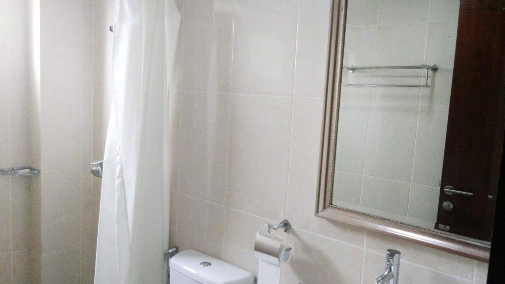 Disewakan Apartemen Nyama dan Strategis @Apartemen Permata Hijau