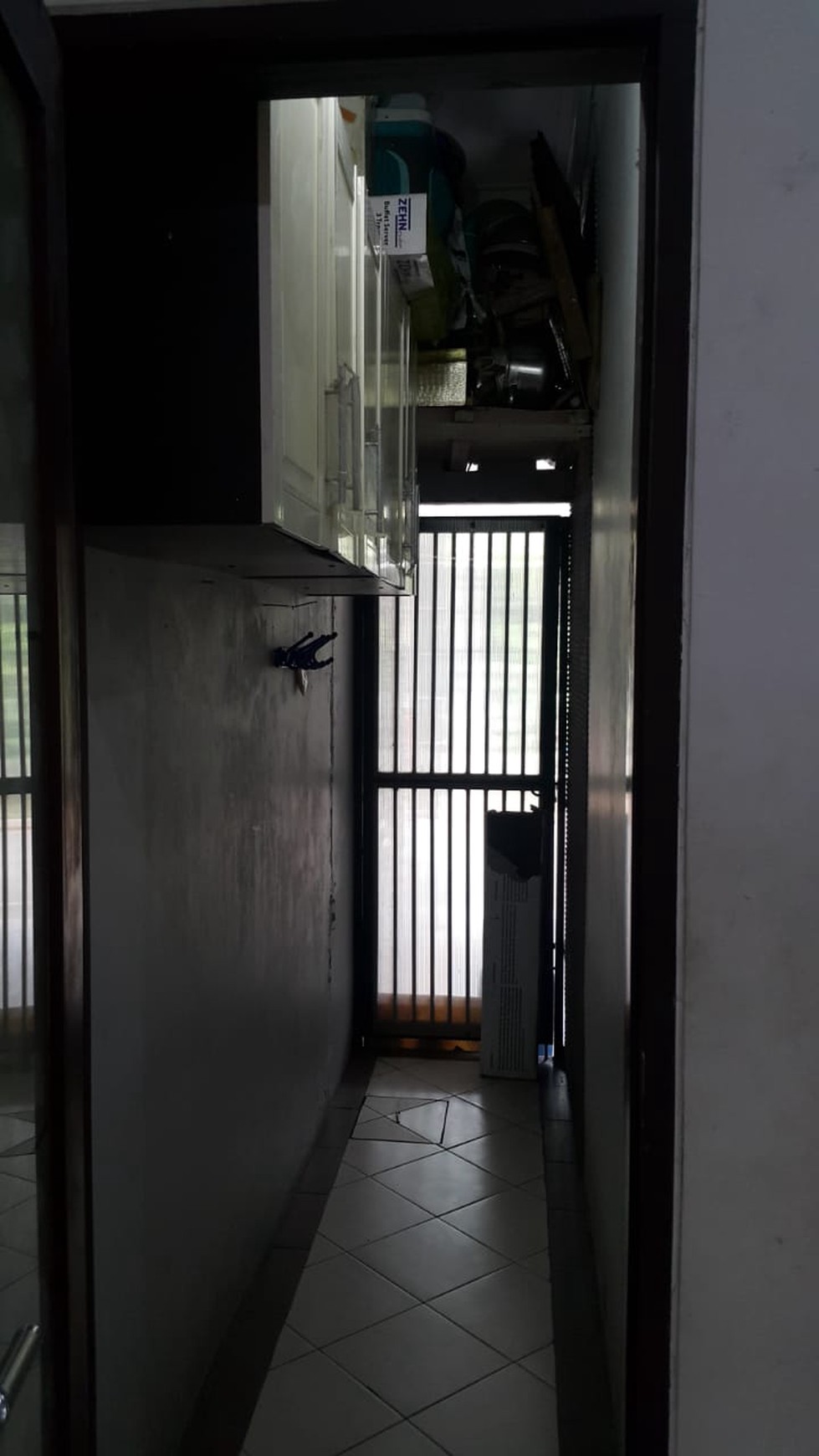 Disewakanl Rumah di JL. Madrid Selatan Palem semi - Karawaci Tangerang