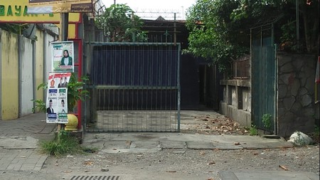 Rumah strategis di Tegalsari