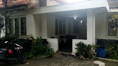 RUMAH DI TENGAH KOTA JOGJA, DEKAT STADION MANDALA KRIDA