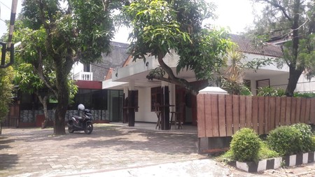 RUMAH LAMA DEKAT SMA 9 JOGJA, DAN GALERIA MALL, SAGAN