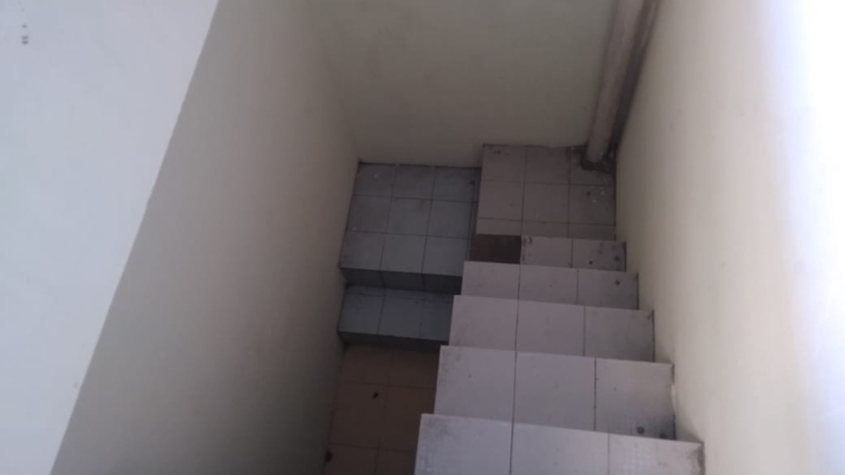 Disewakan rumah di taman Ubud Permata timur - Lippo Karawaci