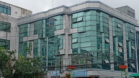 Dupak Megah 5 lantai strategis