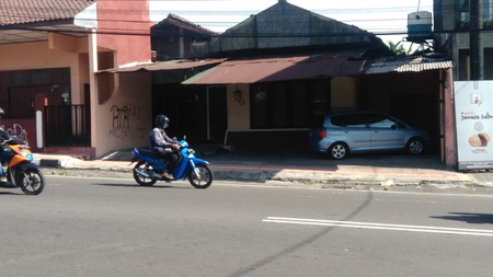 TANAH DI DEKAT KEBUN BINATANG GEMBIRALOKA, JL KUSUMANEGARA.