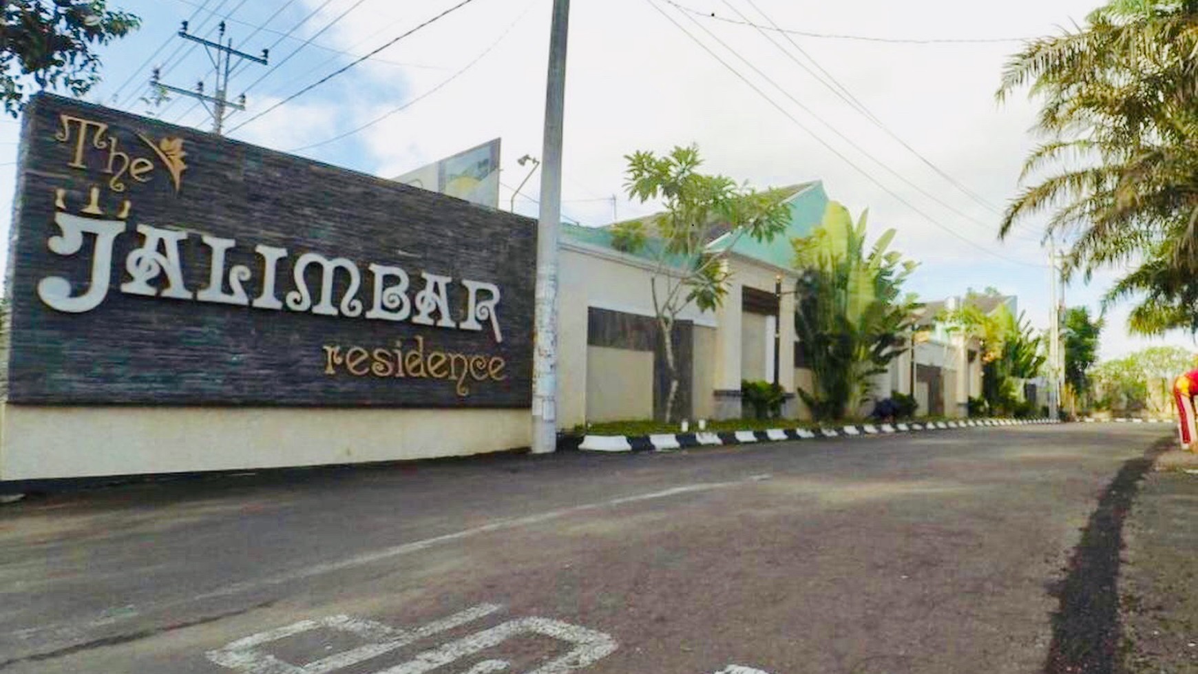 RUMAH MODERN BERDESAIN MINIMALIS + FURNITURE DI THE JALIMBAR RECIDANCE