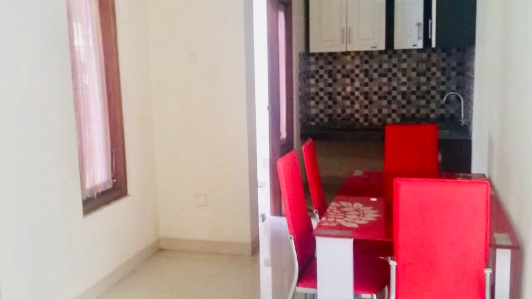 RUMAH MODERN BERDESAIN MINIMALIS + FURNITURE DI THE JALIMBAR RECIDANCE