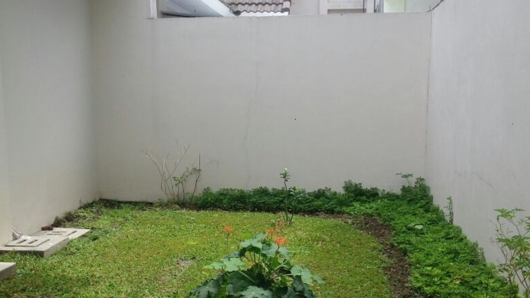RUMAH MODERN BERDESAIN MINIMALIS + FURNITURE DI THE JALIMBAR RECIDANCE