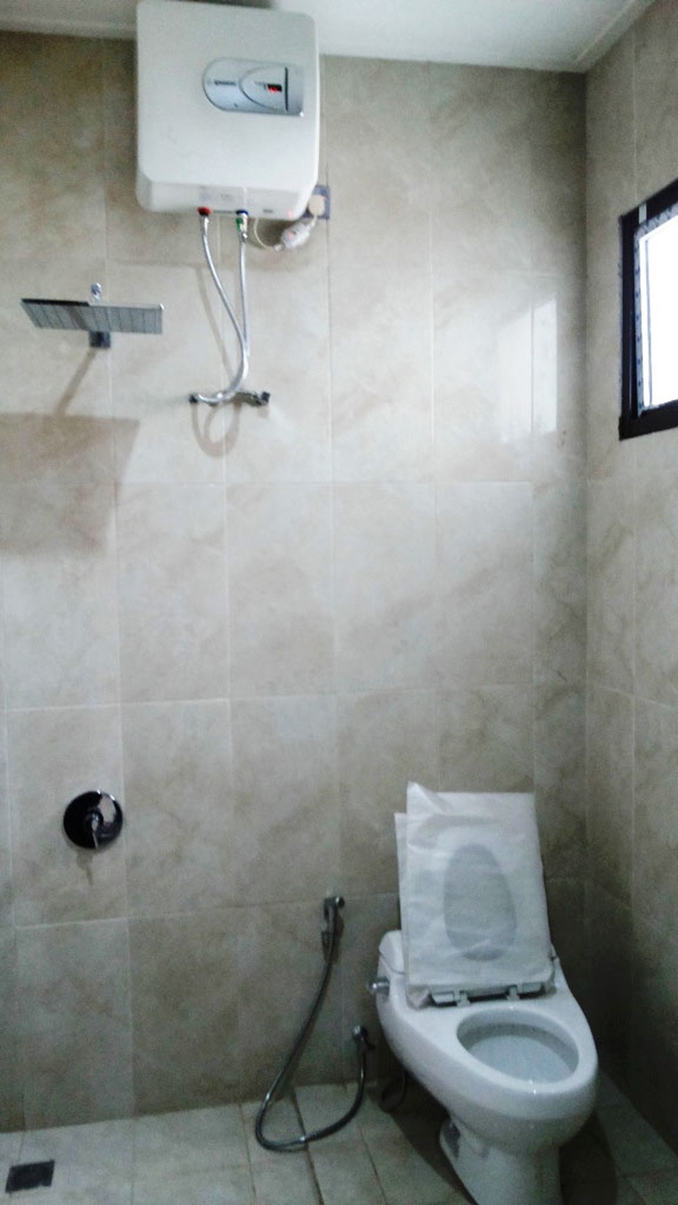 Dijual Rumah, nyaman dan lokasi strategis @Kebayoran Villas Bintaro