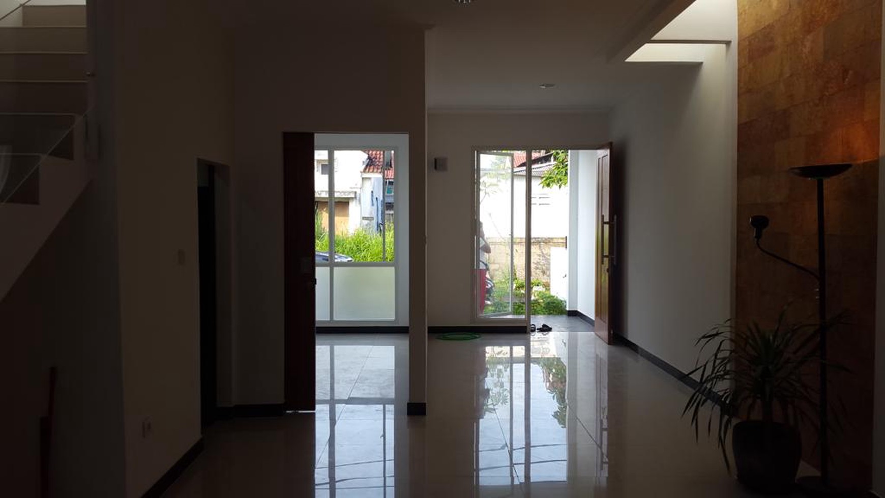 Rumah Siap Huni, Lokasi Strategis, dan Hunian Nyaman @ Plumeria Bintaro