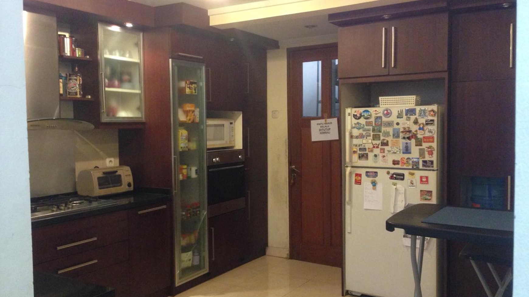 Rumah Cantik dan Bagus 2 Lantai di Bintaro, SHM, harga 6M Nego