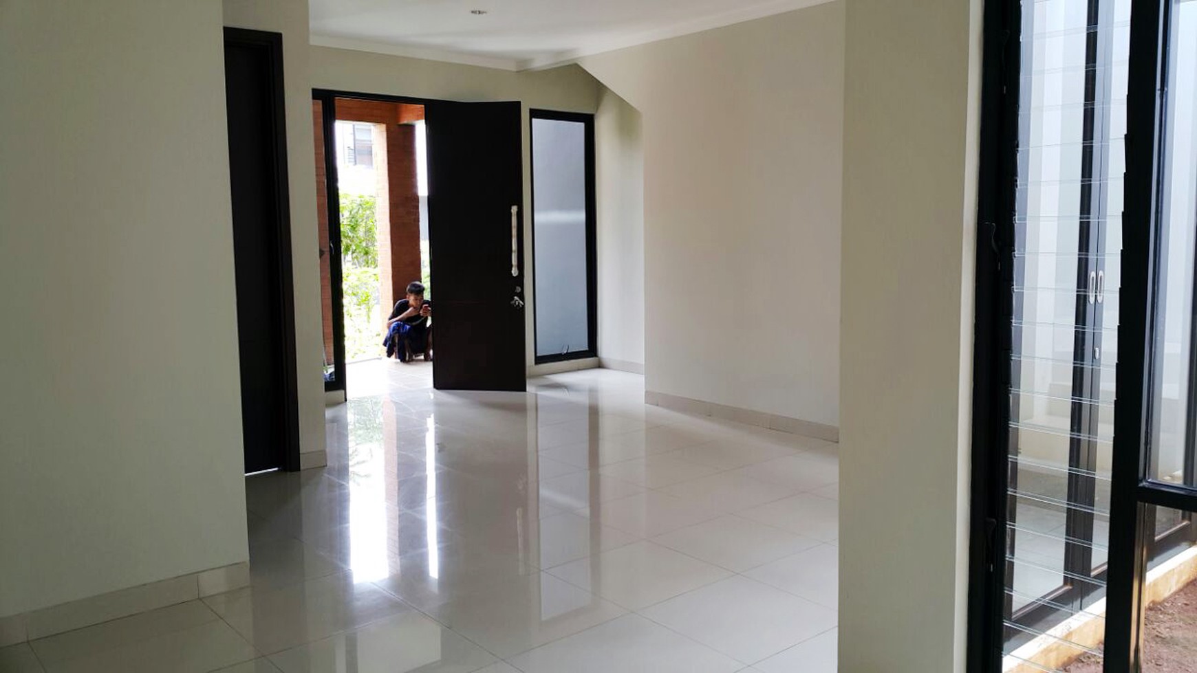 Rumah Siap Huni, Lokasi Strategis, dan Hunian Nyaman @Bintaro