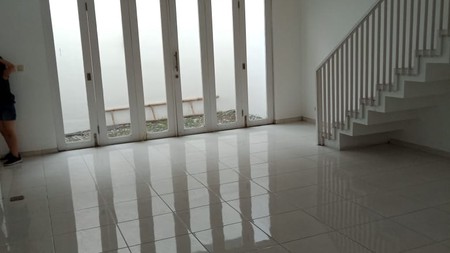 Dijual Rumah, nyaman dan lokasi strategis @Puri Bintaro