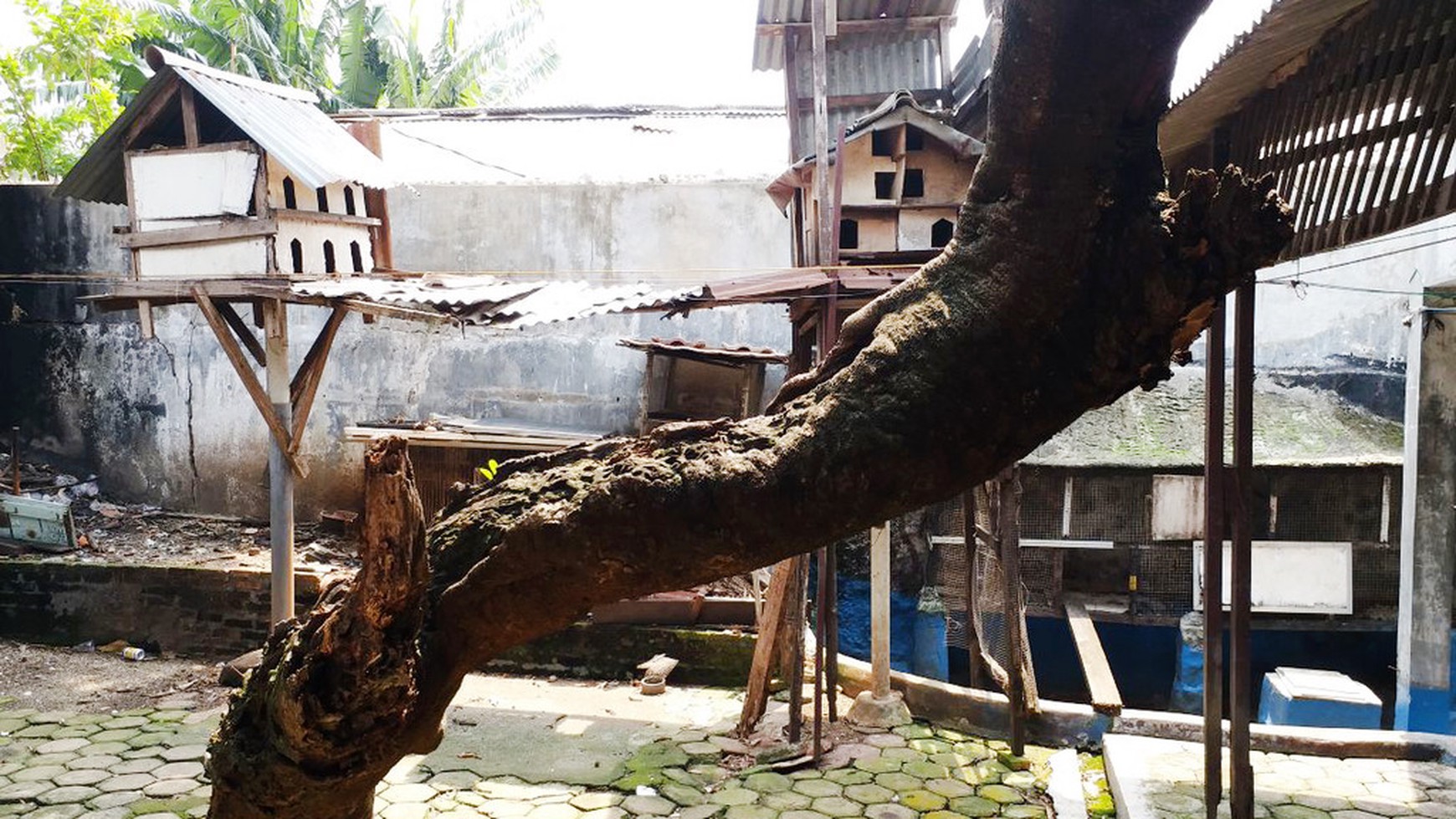 Dijual Rumah, nyaman dan lokasi strategis @Pondok Gede
