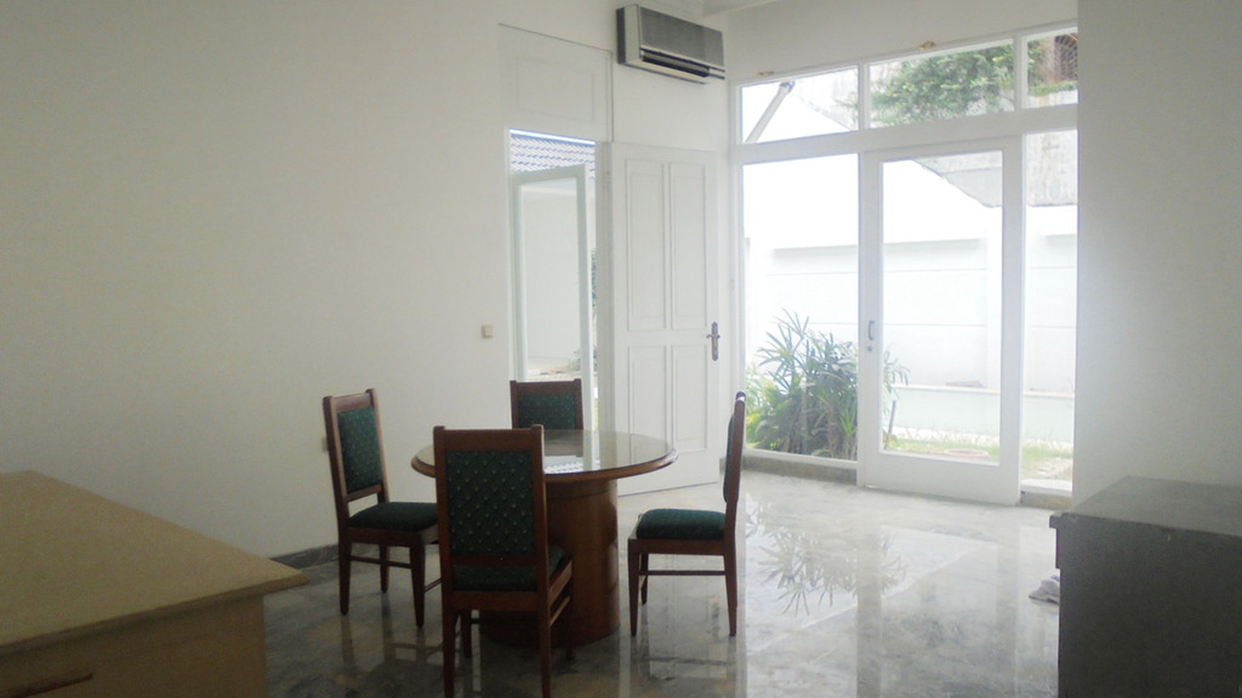 Rumah Siap Huni, Hunian Nyaman dan Asri @Cipete Jakarta Selatan