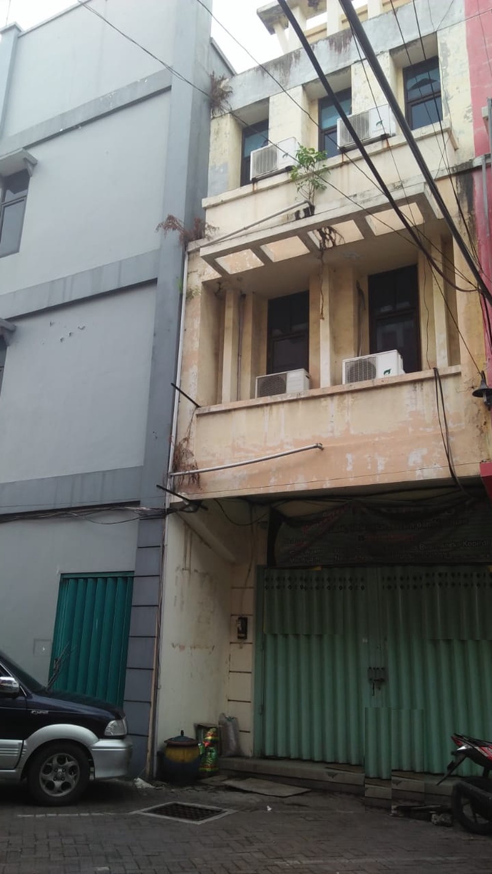 Ruko 3 Lantai Bung Tomo