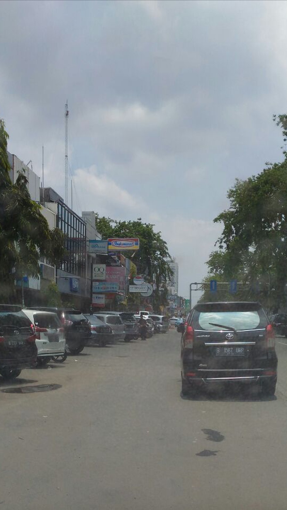 Ruko 2 Lantai langsung buka usaha di boulevard raya - kelapa gading.