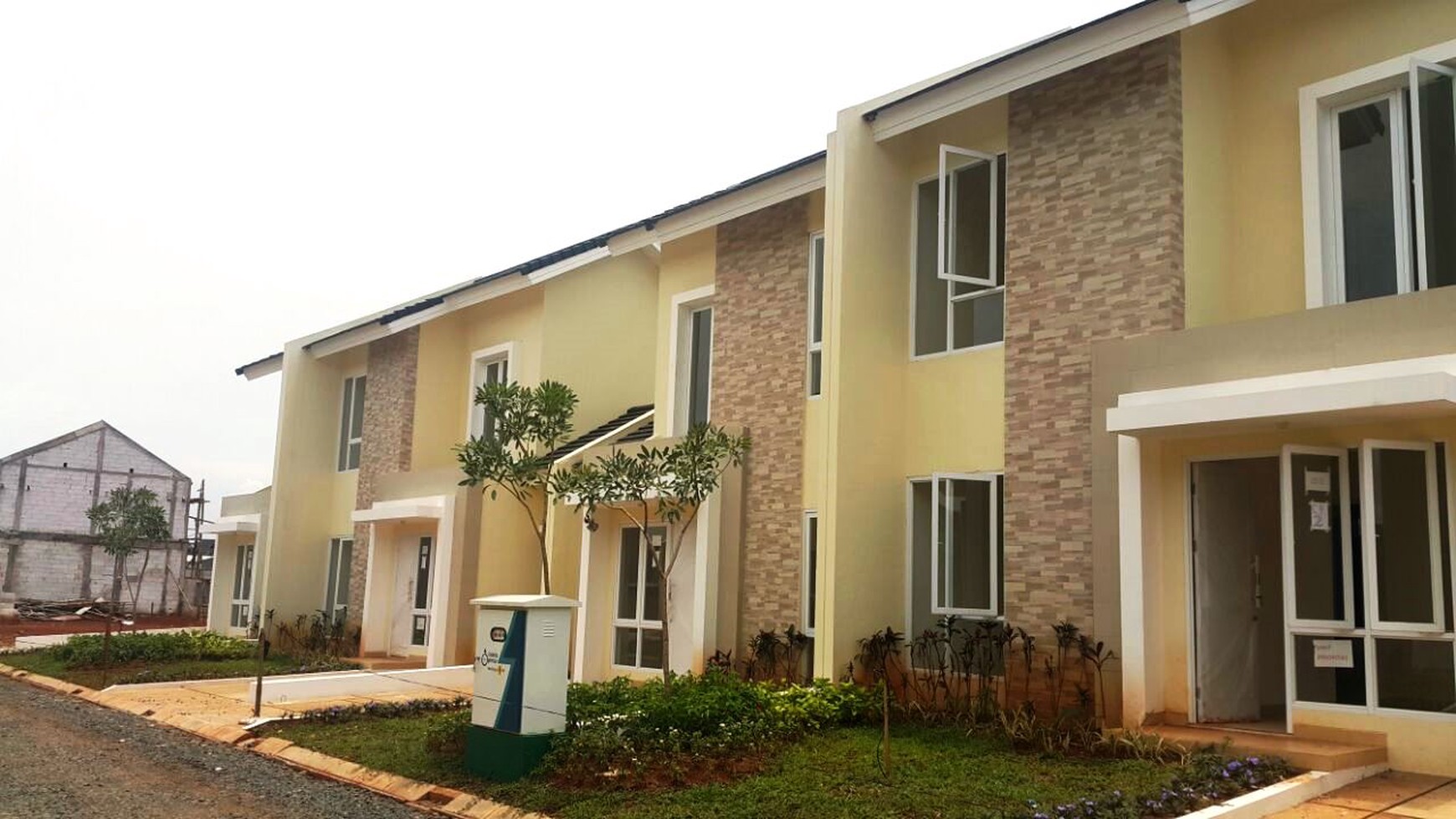Rumah Siap Huni, Hunian Nyaman dan Asri @Bintaro