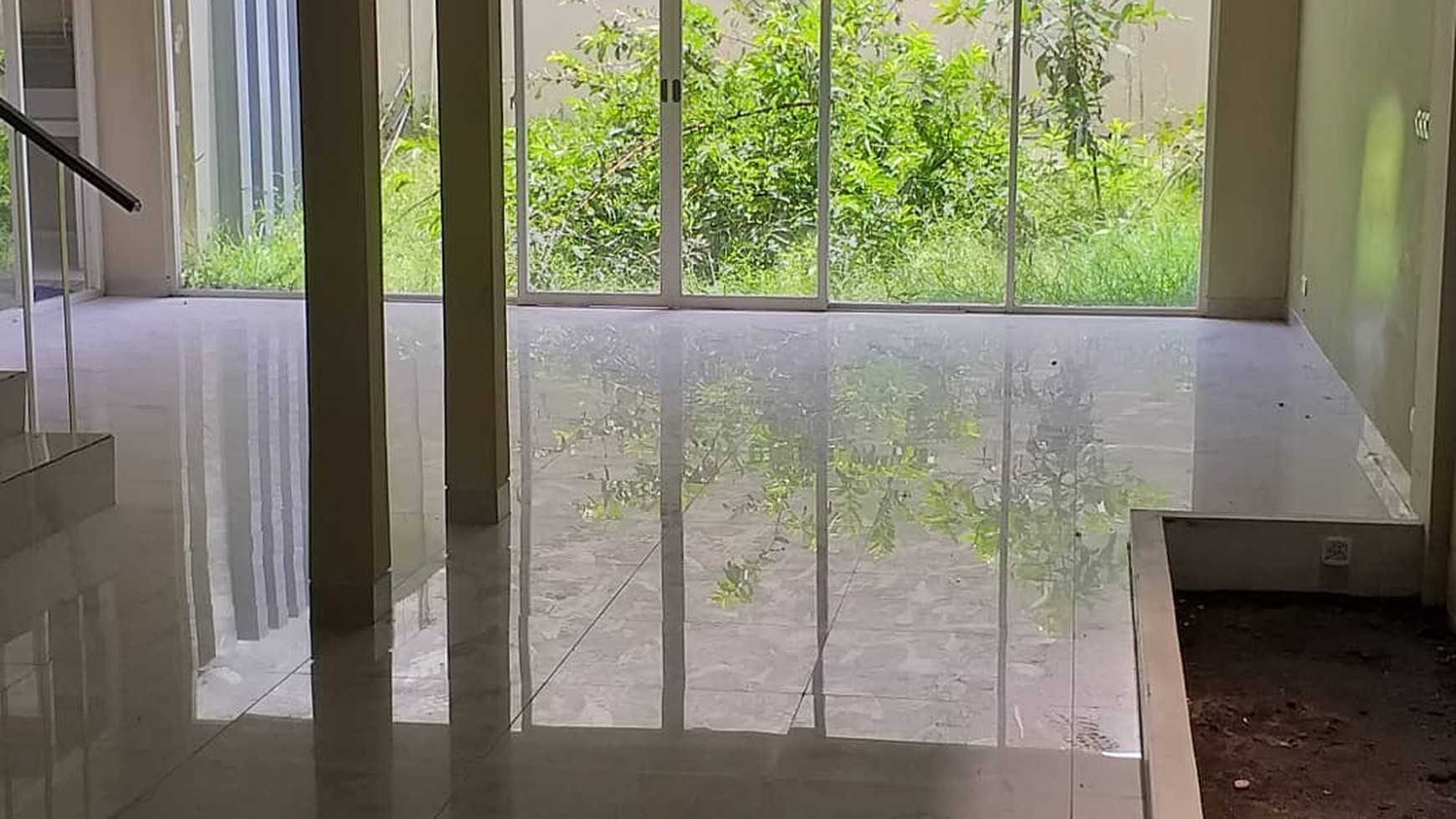 HUNIAN MODERN MINIMALIS UNTUK KELUARGA DI GREEN HILL, SLEMAN