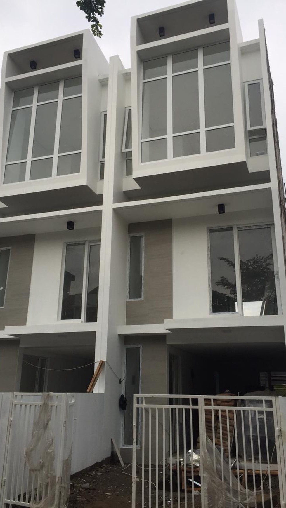 Rumah Baru di Kelapa Gading