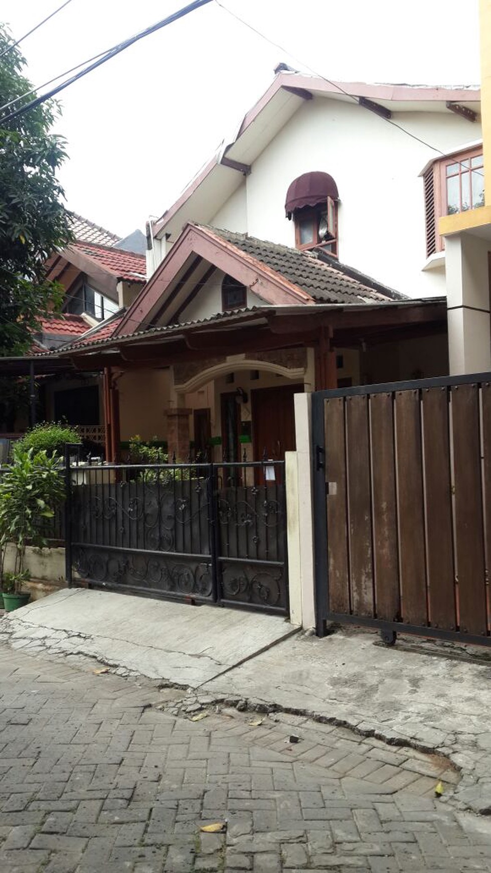 Rumah Siap Huni,Bagus di Bintaro Jaya 5